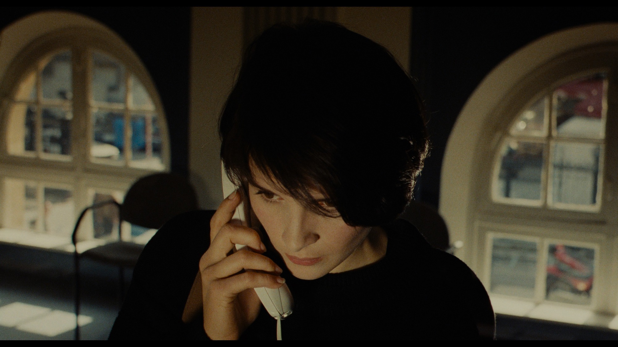 Screen capture from Three Colors: Blue