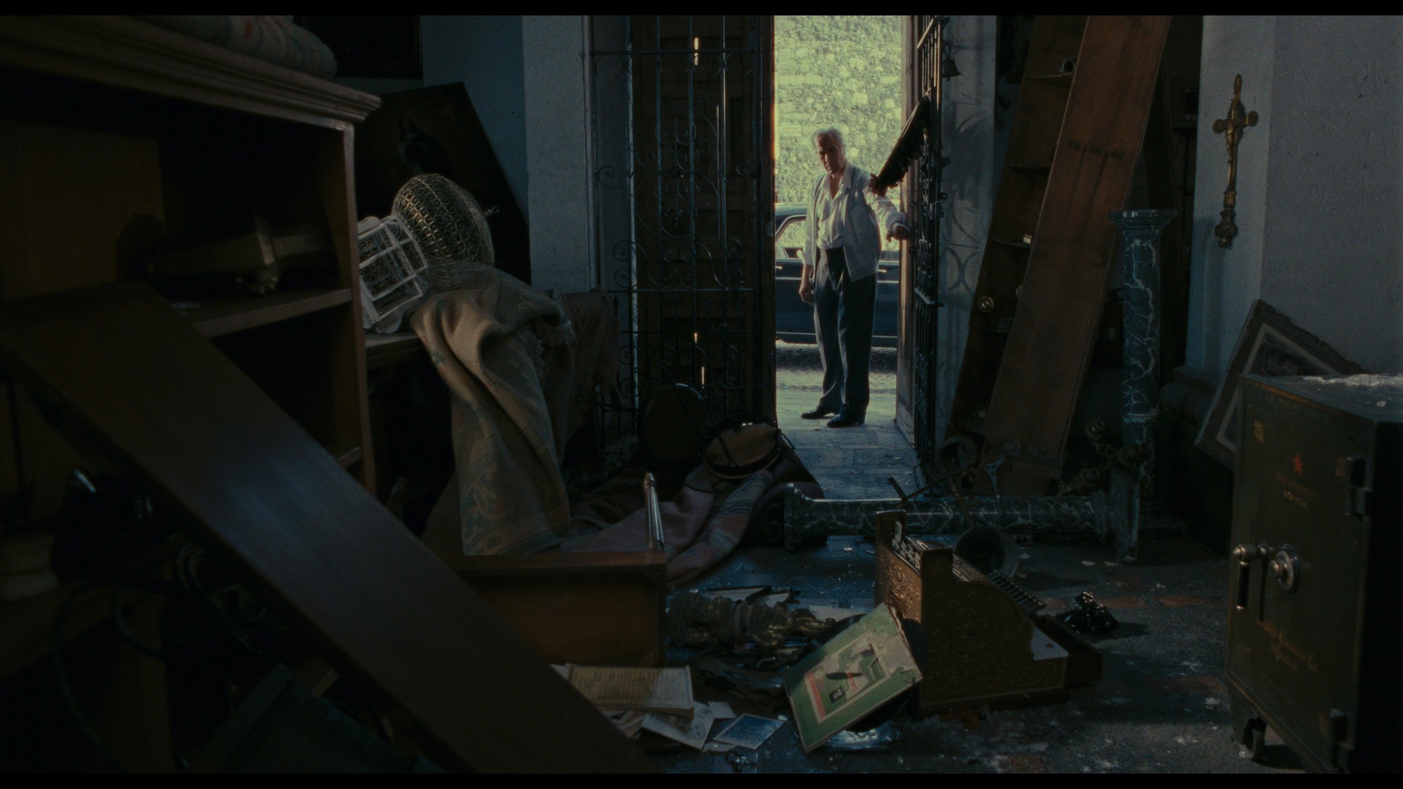 Screen capture from Cronos