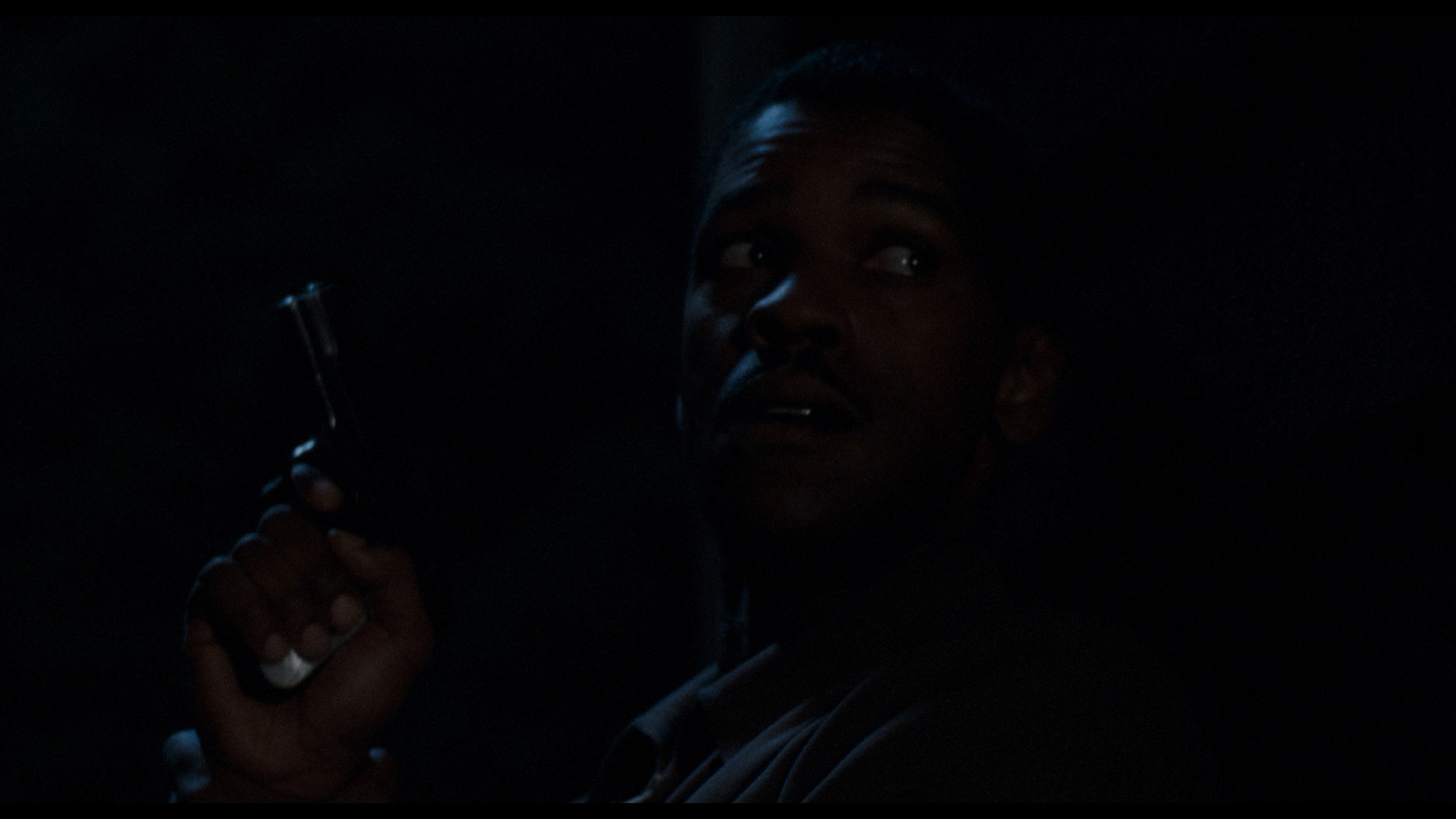 Screen capture from Devil in a Blue Dress