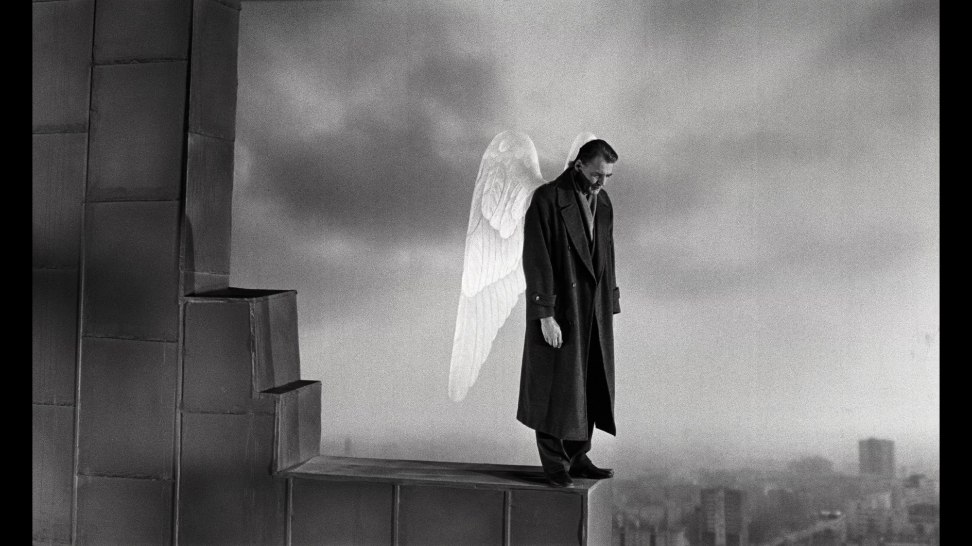 Screen capture from Wings of Desire