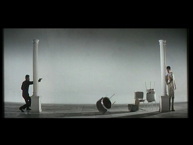 Screen capture from Tokyo Drifter