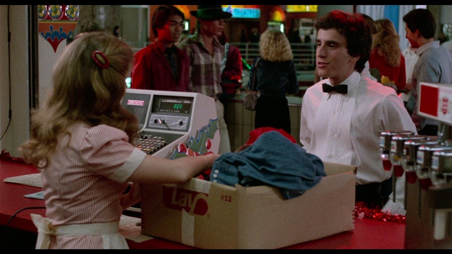 Screen capture from Fast Times at Ridgemont High