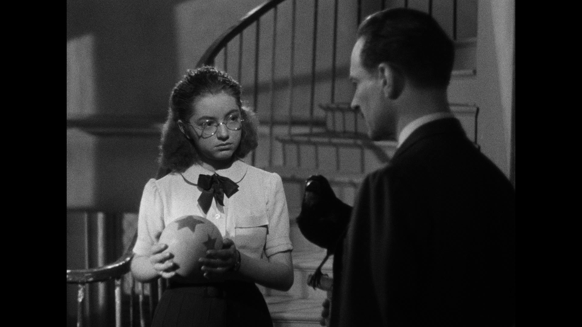Screen capture from Le Corbeau