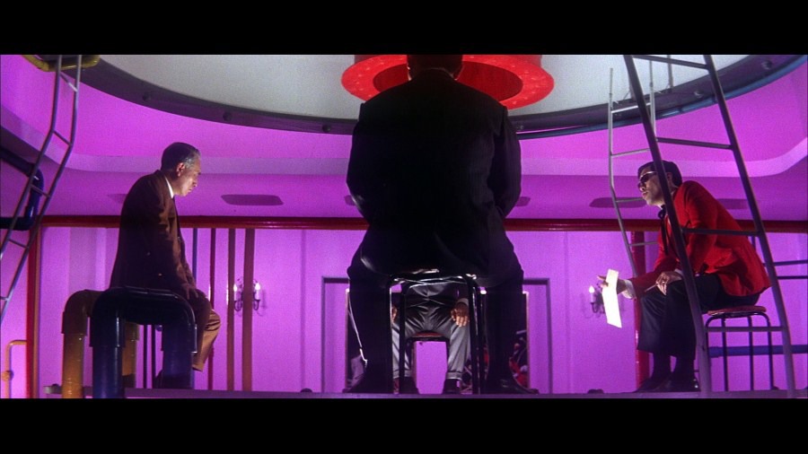 Screen capture from Tokyo Drifter