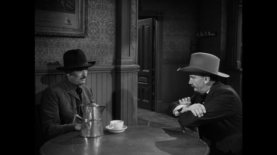 Screen capture from The Gunfighter