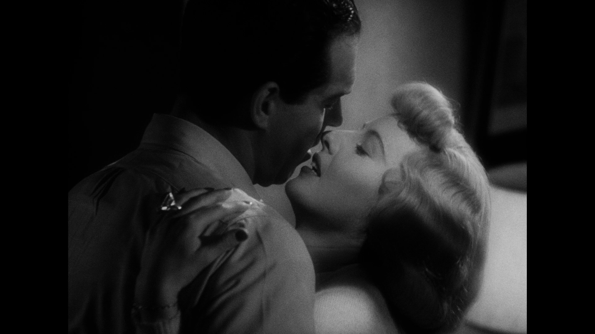 Screen capture from Double Indemnity
