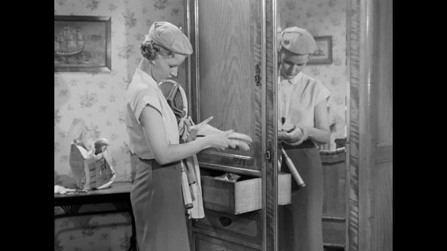 Screen capture from Monsieur Hulot's Holiday