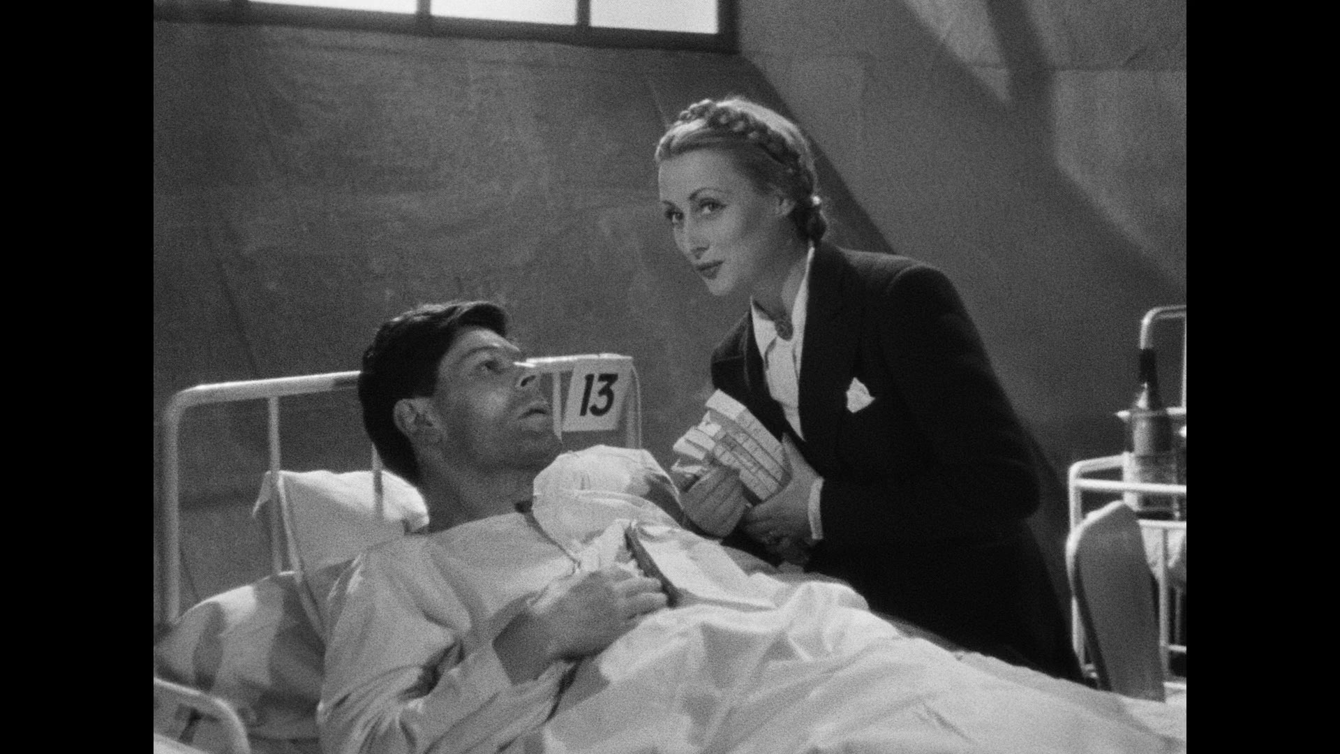 Screen capture from Le Corbeau