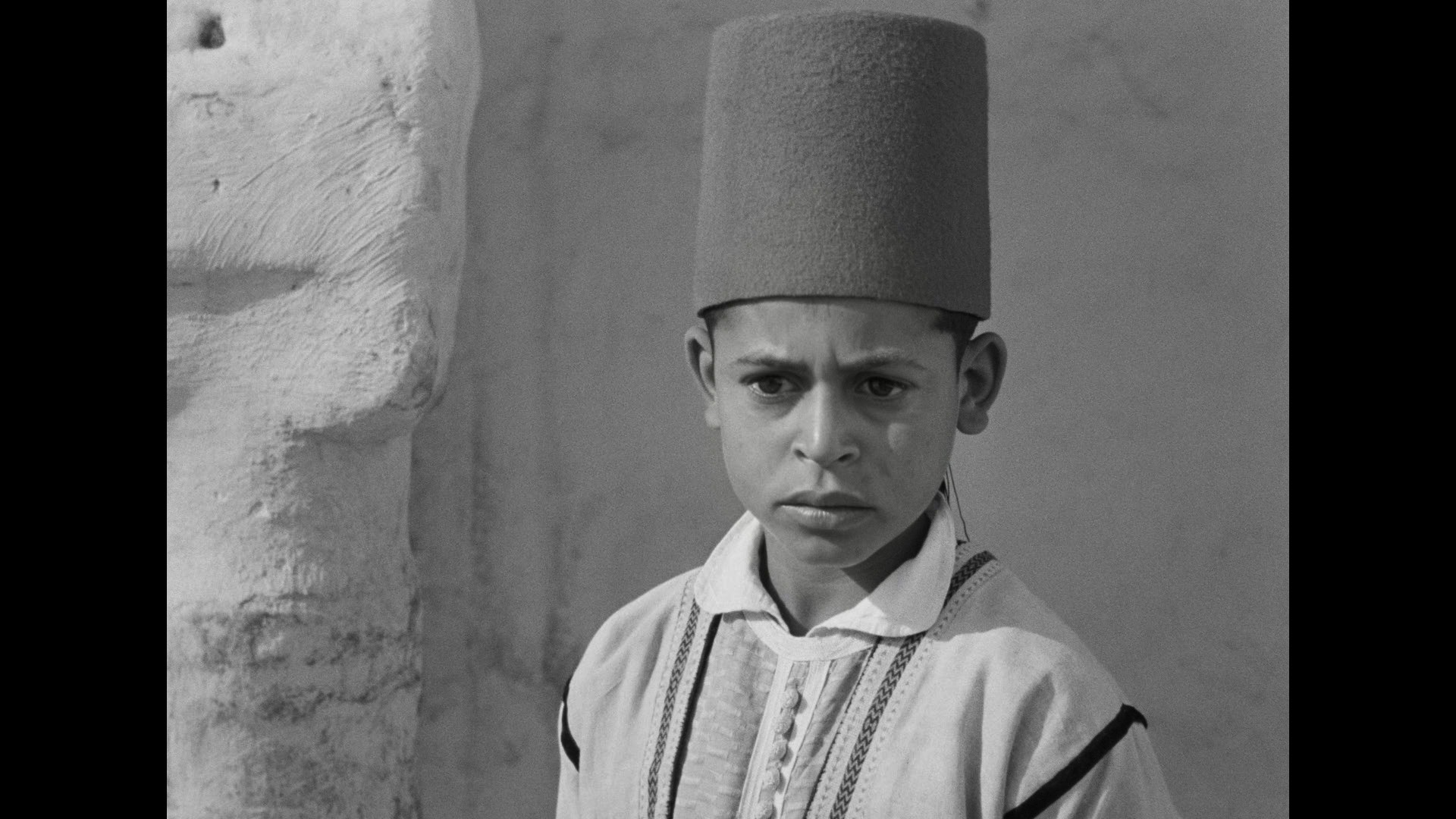 Screen capture from The Red Balloon and Other Stories: Five Films by Albert Lamorisse