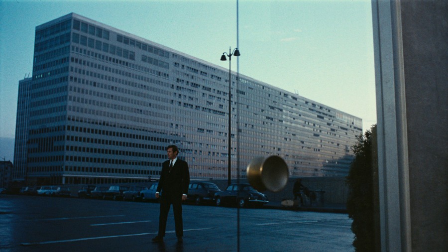 Screen capture from PlayTime