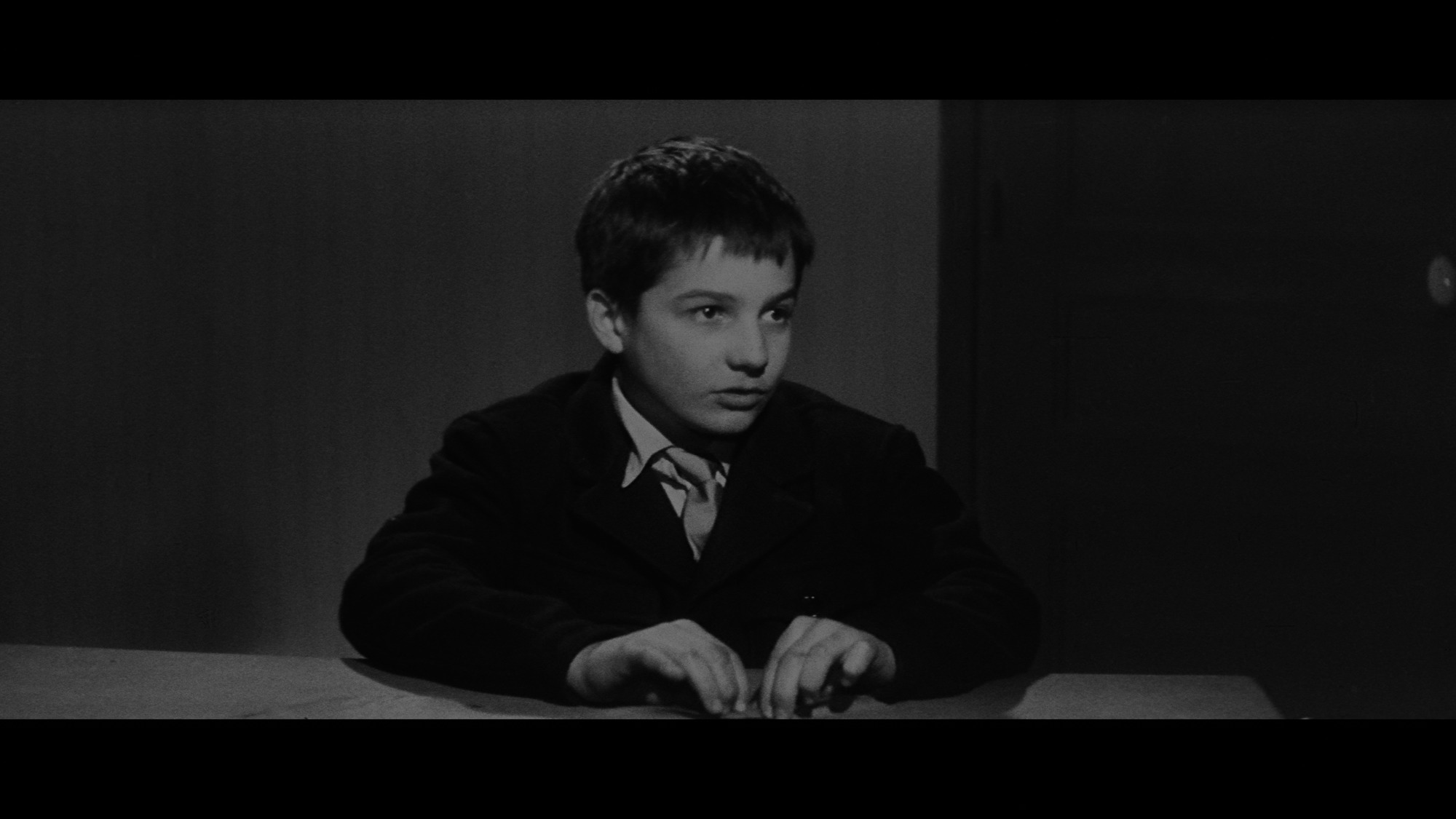 Screen capture from The 400 Blows with Antoine and Colette
