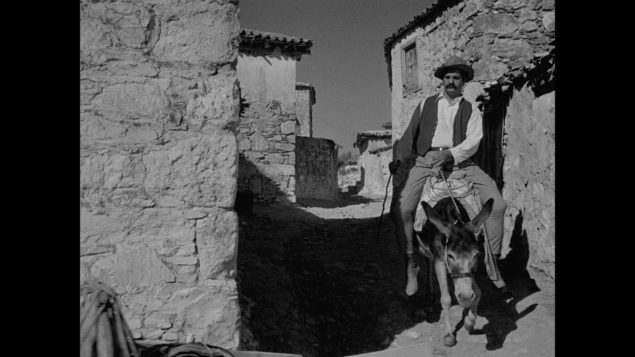 Screen capture from A River Called Titas / Dry Summer