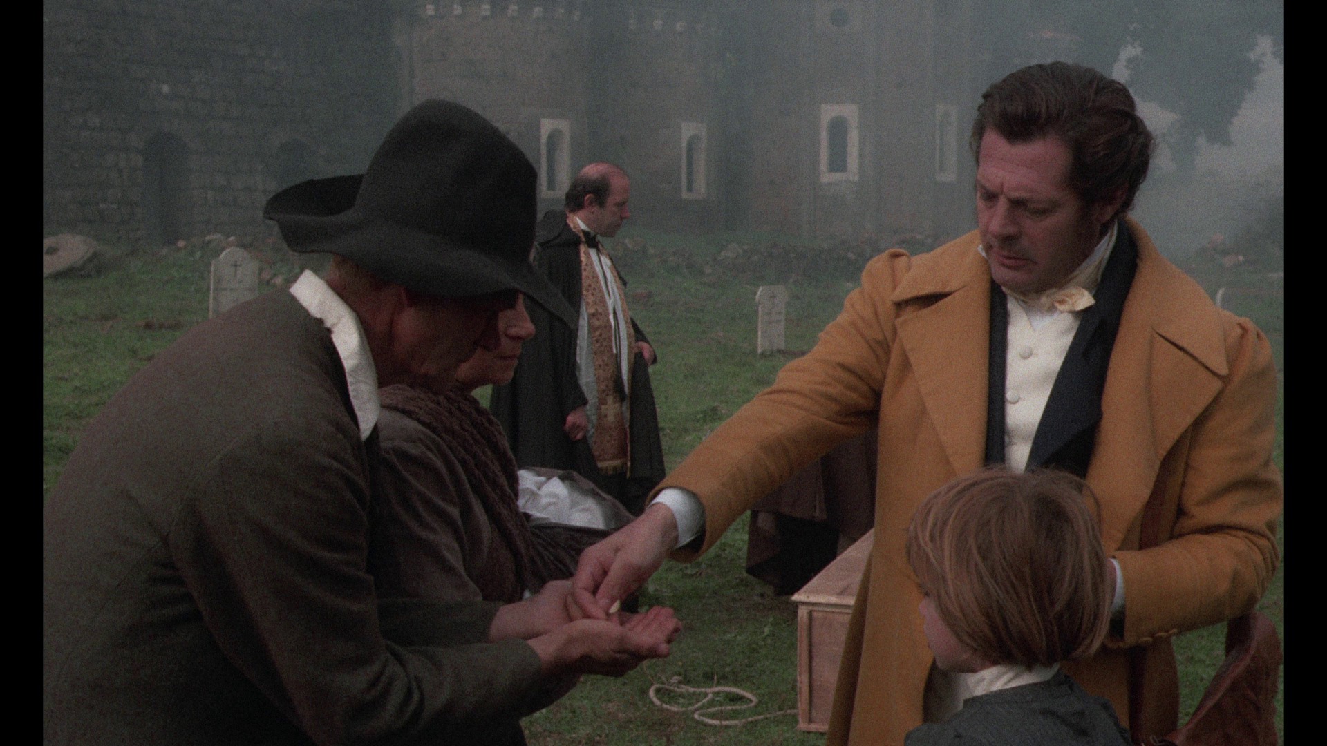 Screen capture from Allonsanfan