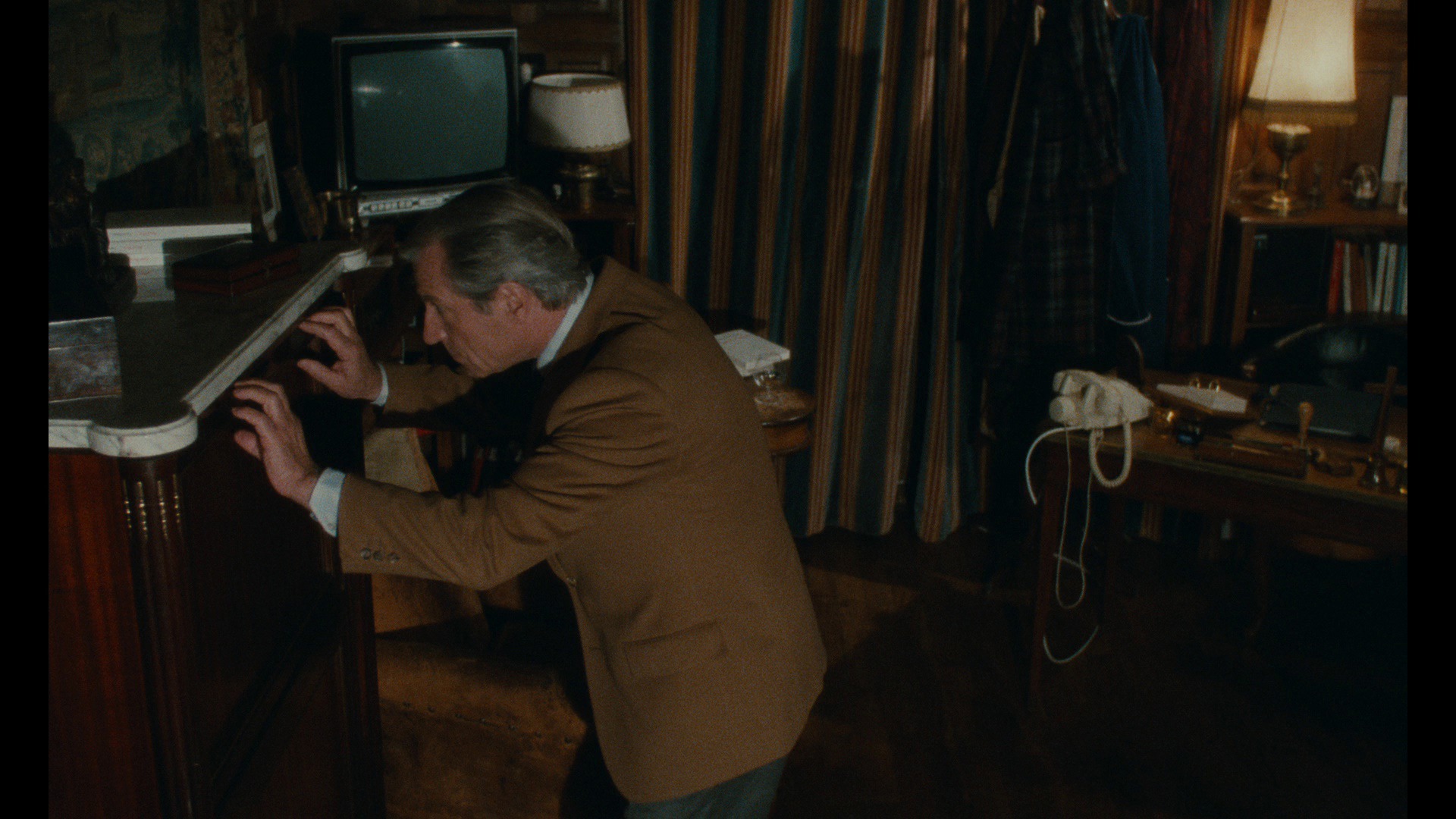 Screen capture from Inspector Lavardin