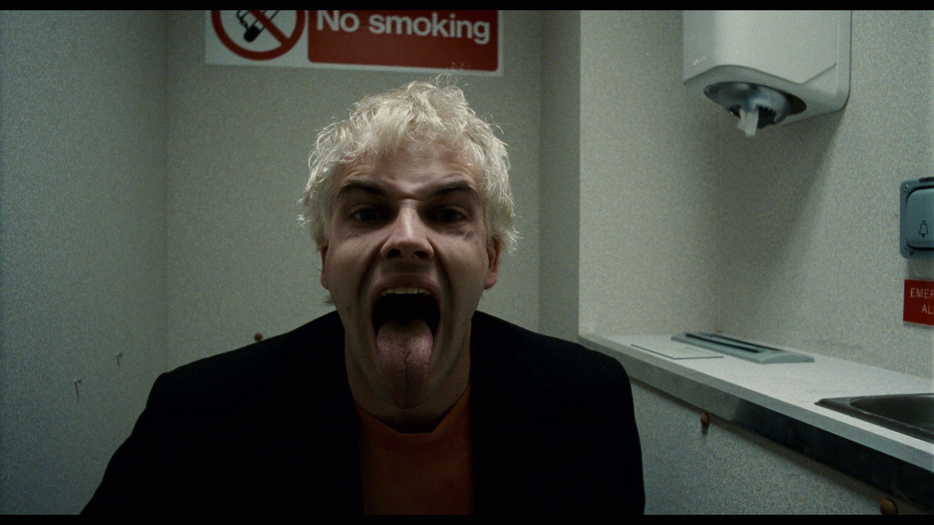 Screen capture from Trainspotting