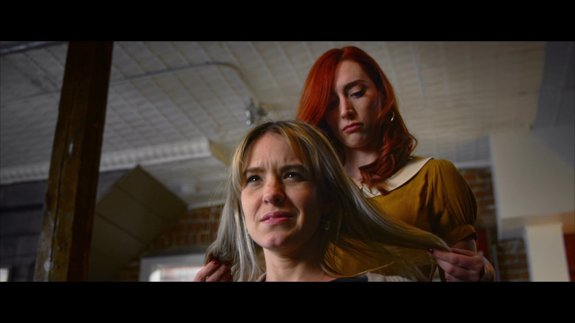 Screen capture from The Stylist