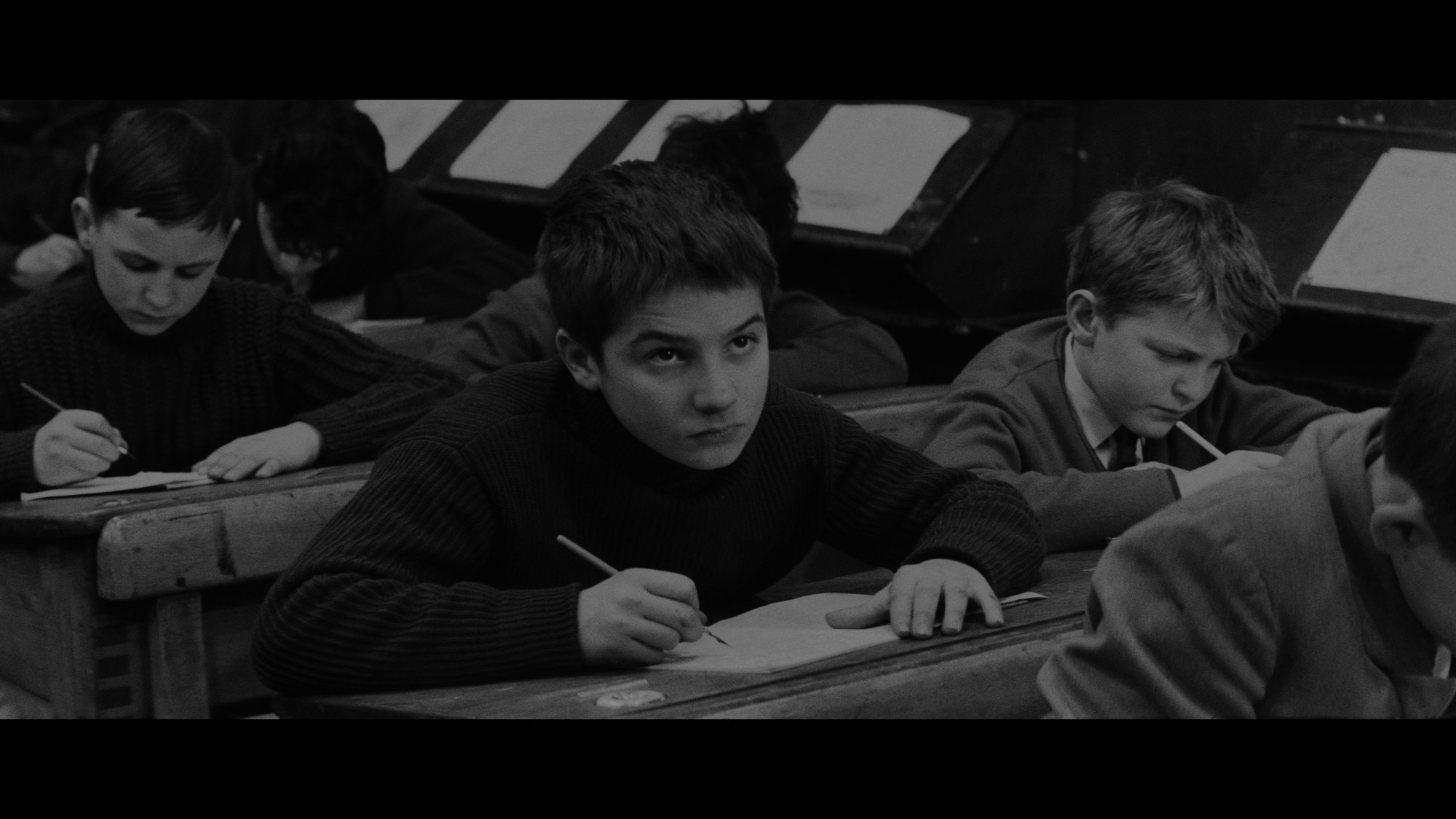 Screen capture from The 400 Blows with Antoine and Colette