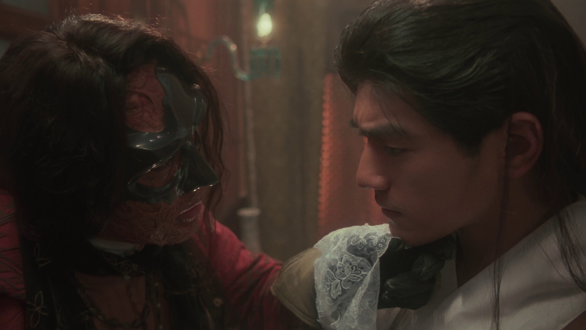Screen capture from The Heroic Trio / Executioners