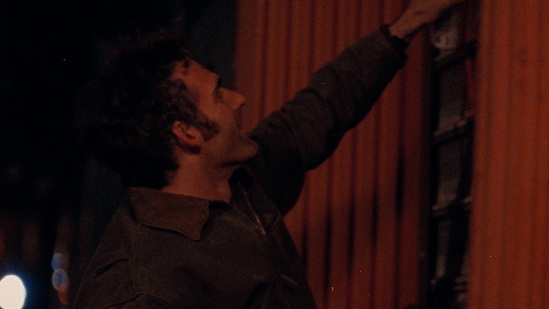 Screen capture from Daddy Longlegs