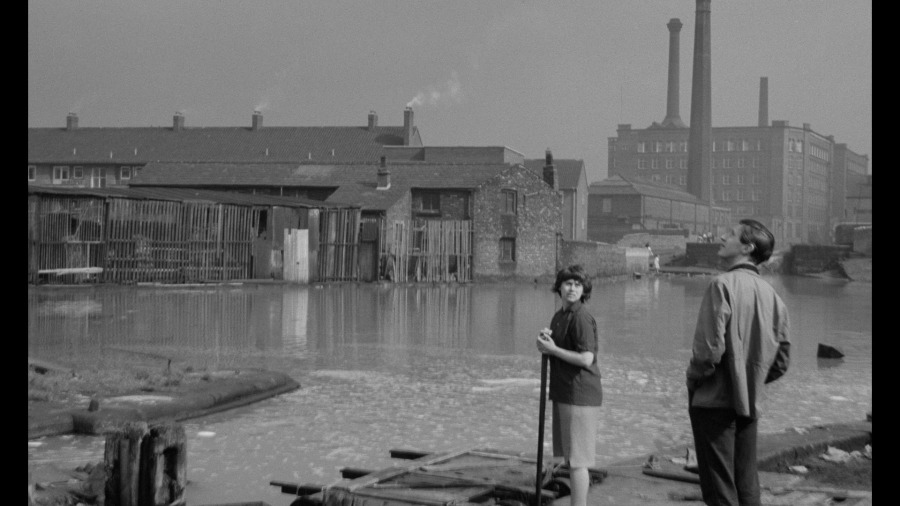 Screen capture from A Taste of Honey