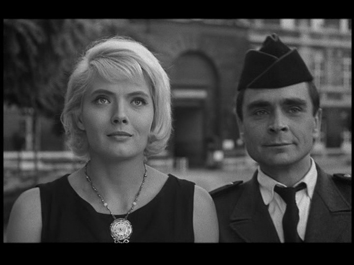 Screen capture from Cléo from 5 to 7