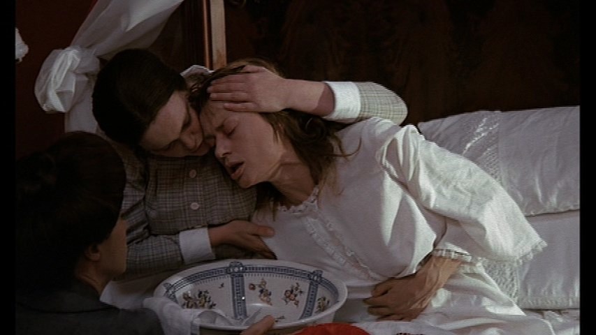 Screen capture from Cries & Whispers