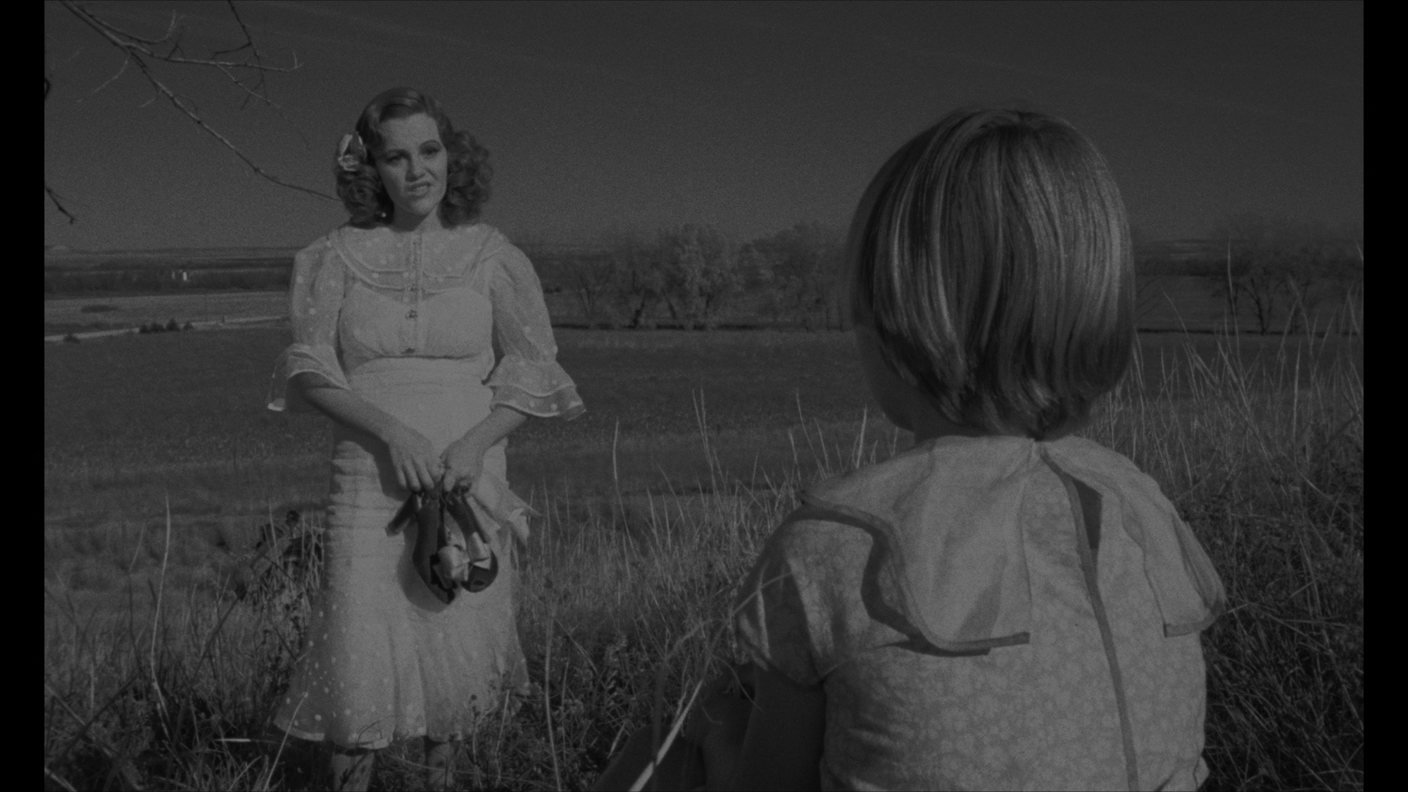 Screen capture from Paper Moon