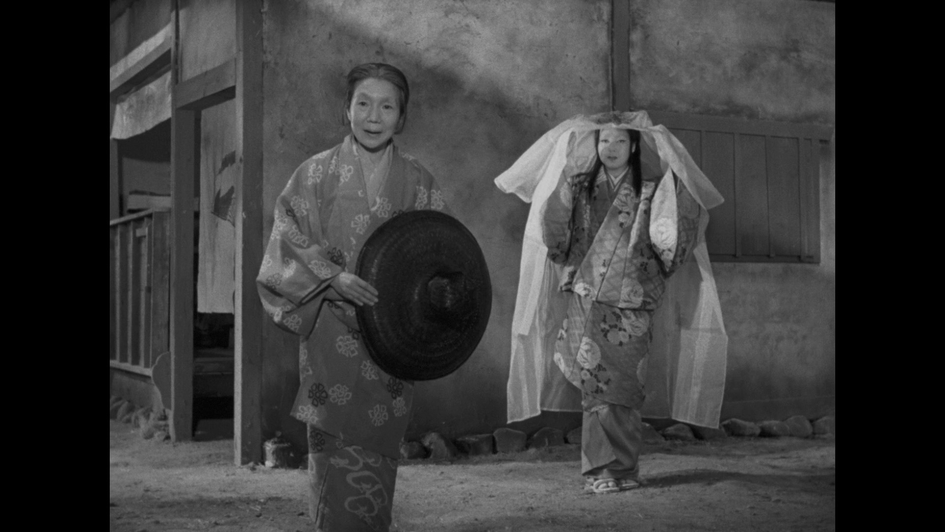 Screen capture from Ugetsu