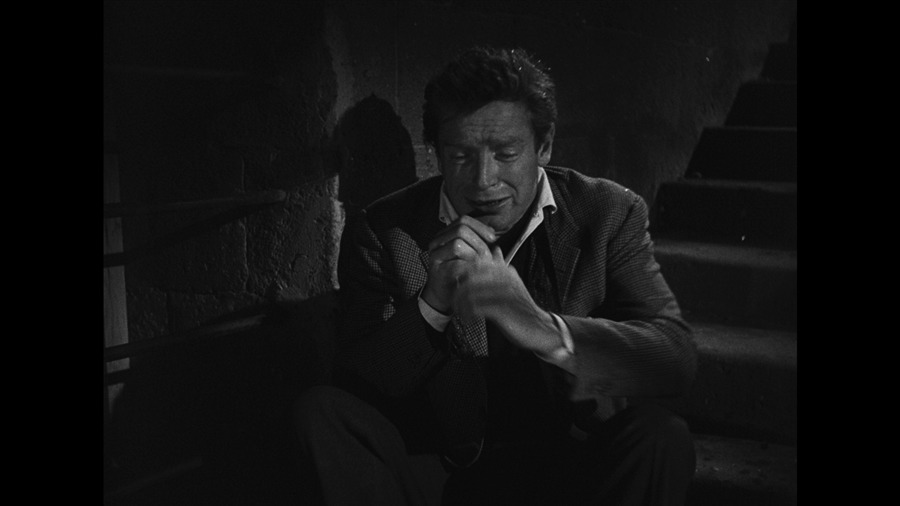 Screen capture from Essential Fellini
