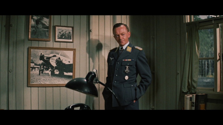 Screen capture from The Great Escape