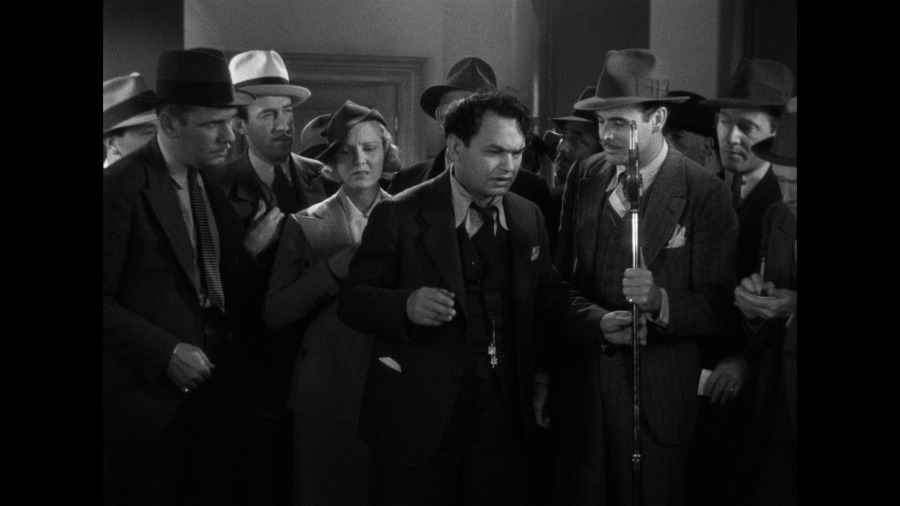 Screen capture from The Whole Town's Talking