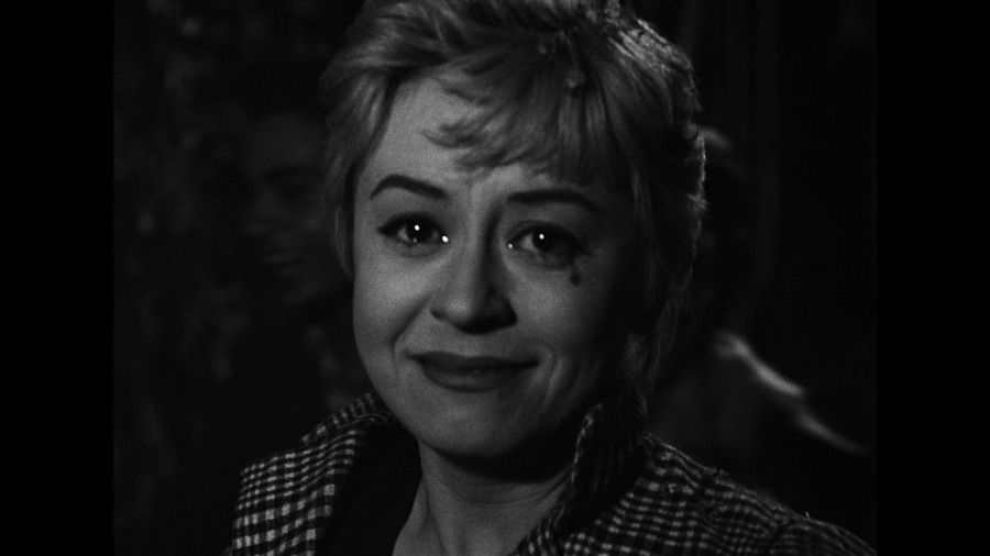 Screen capture from Essential Fellini