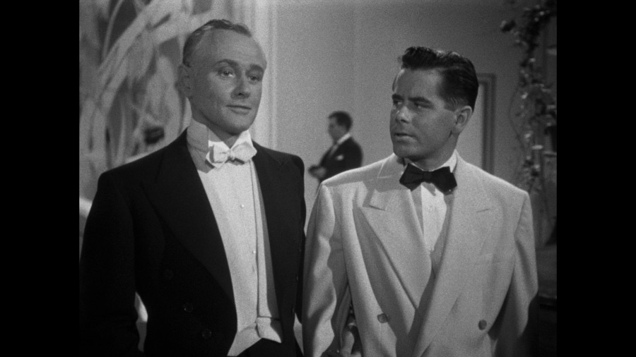 Screen capture from Gilda