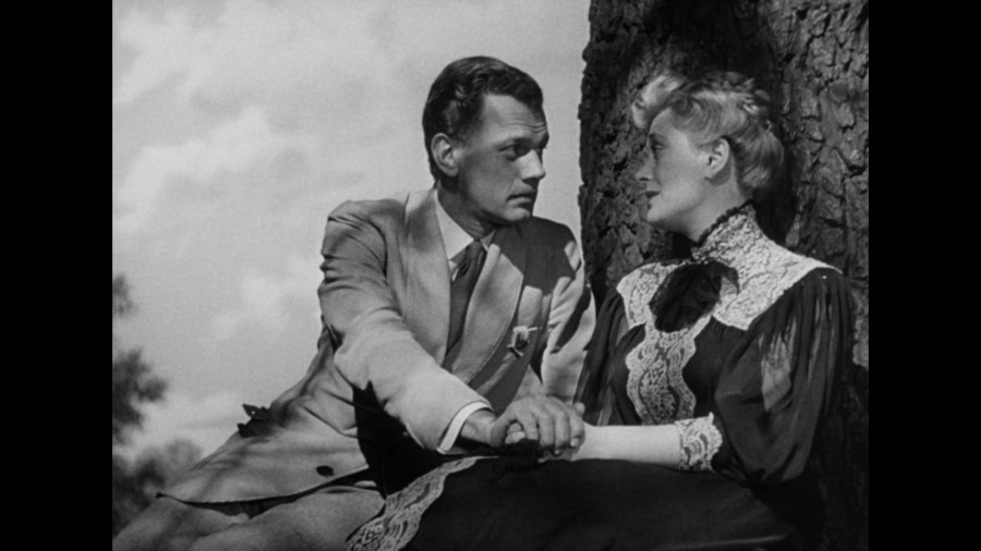 Screen capture from The Magnificent Ambersons