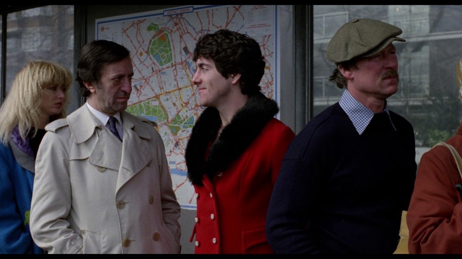 Screen capture from An American Werewolf in London