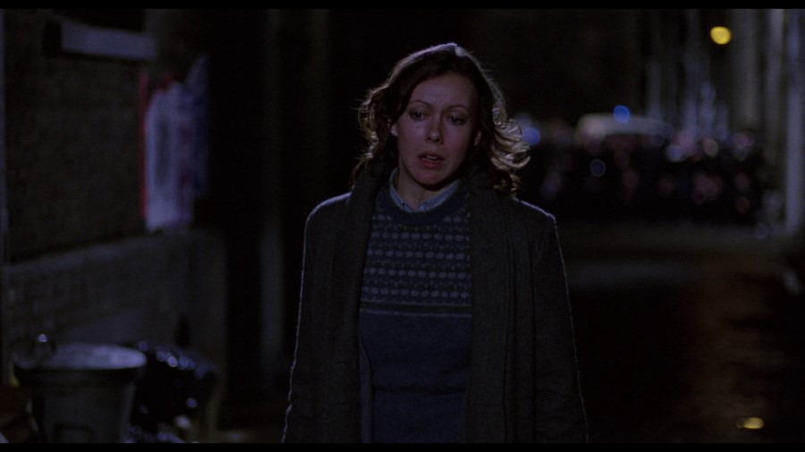 Screen capture from An American Werewolf in London