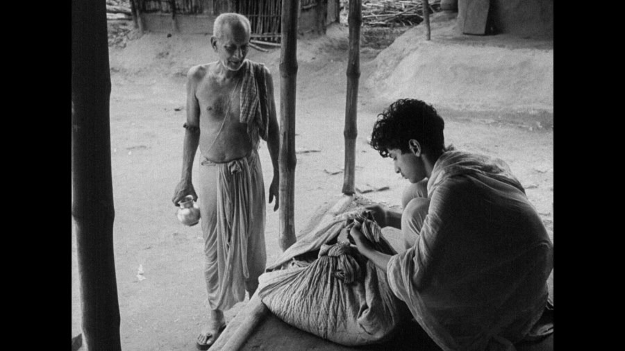 Screen capture from Aparajito