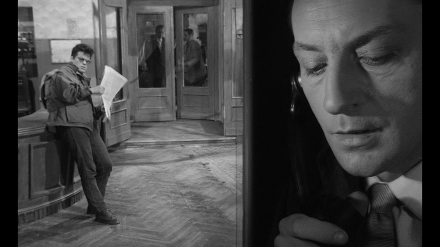 Screen capture from Ashes & Diamonds