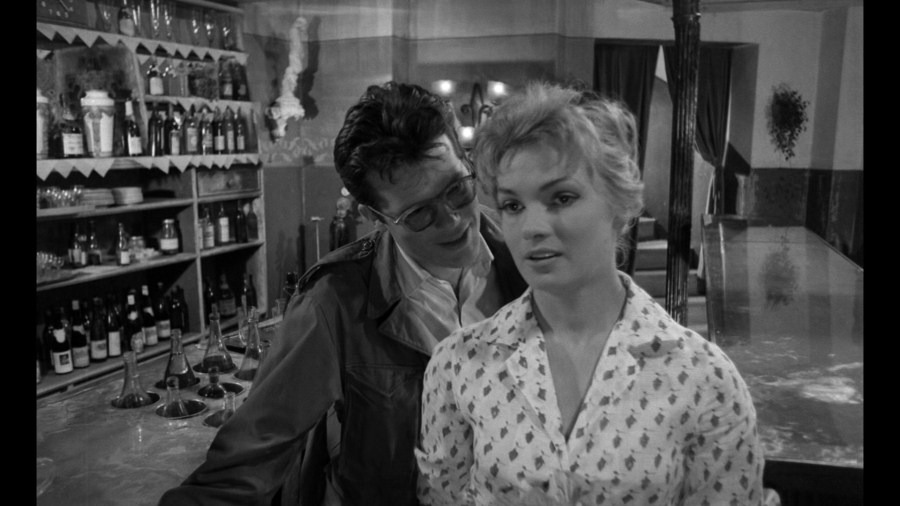 Screen capture from Ashes & Diamonds