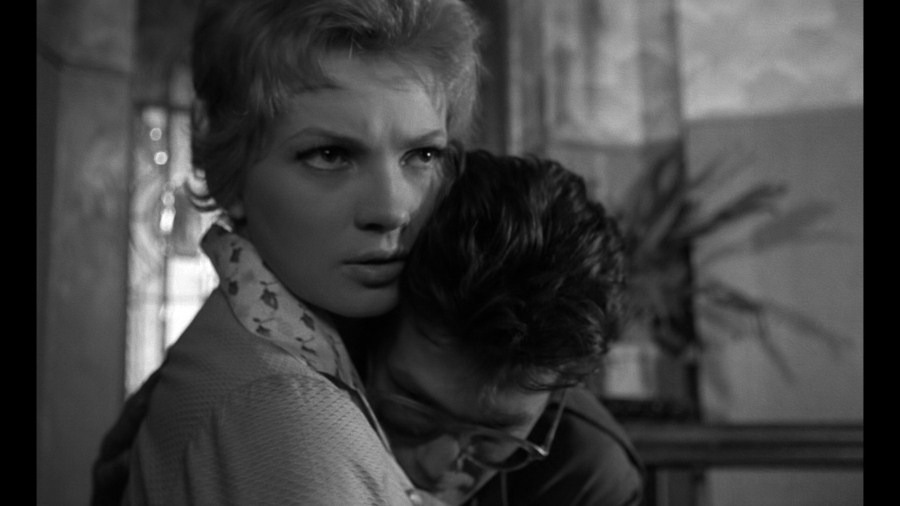 Screen capture from Ashes & Diamonds