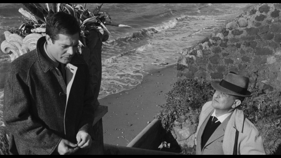 Screen capture from L'Assassino