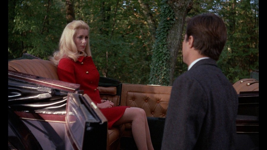 Screen capture from Belle de jour