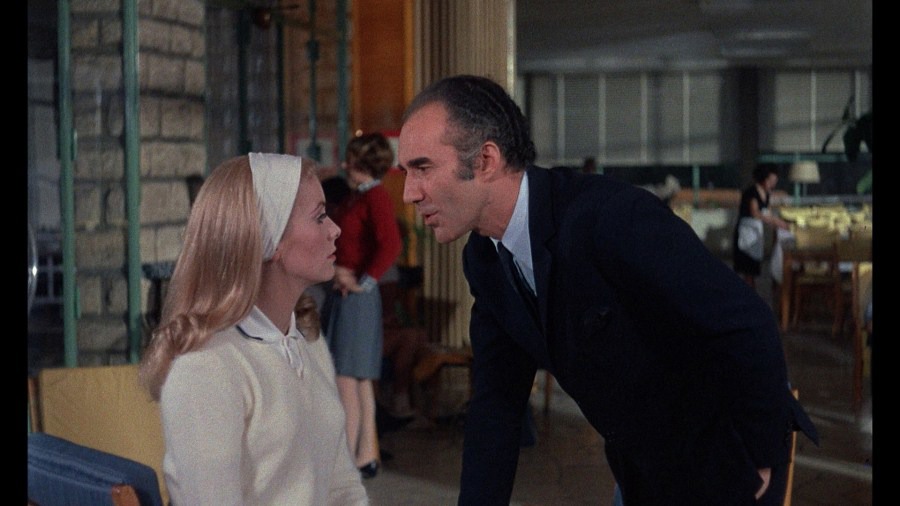 Screen capture from Belle de jour