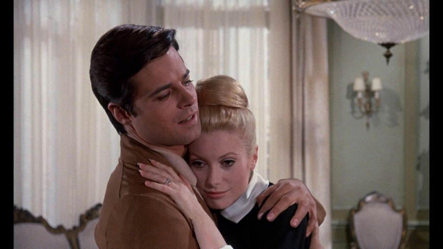 Screen capture from Belle de jour