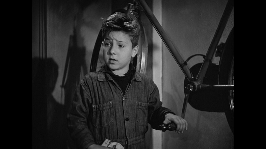 Screen capture from Bicycle Thieves