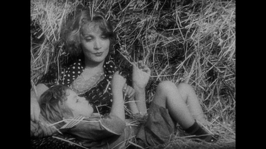 Screen capture from Blonde Venus