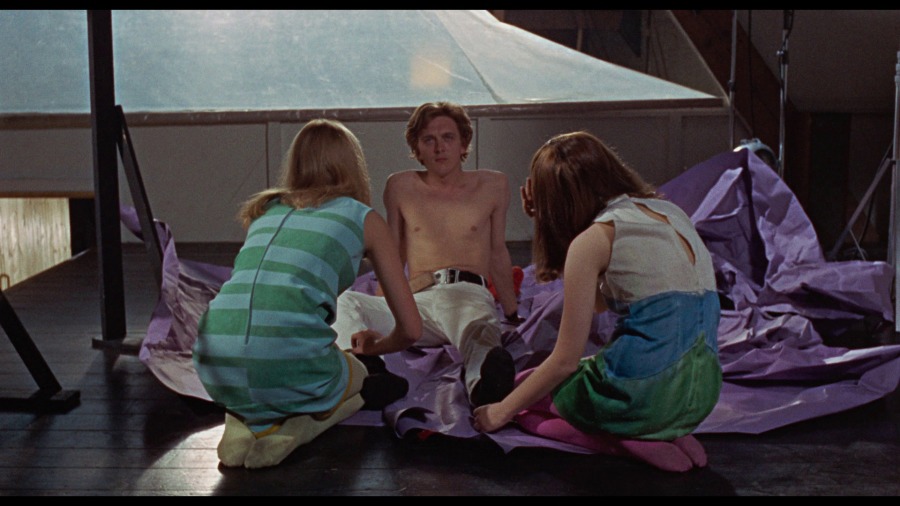 Screen capture from Blow-Up