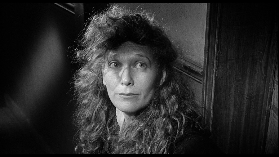 Screen capture from La vie de bohème