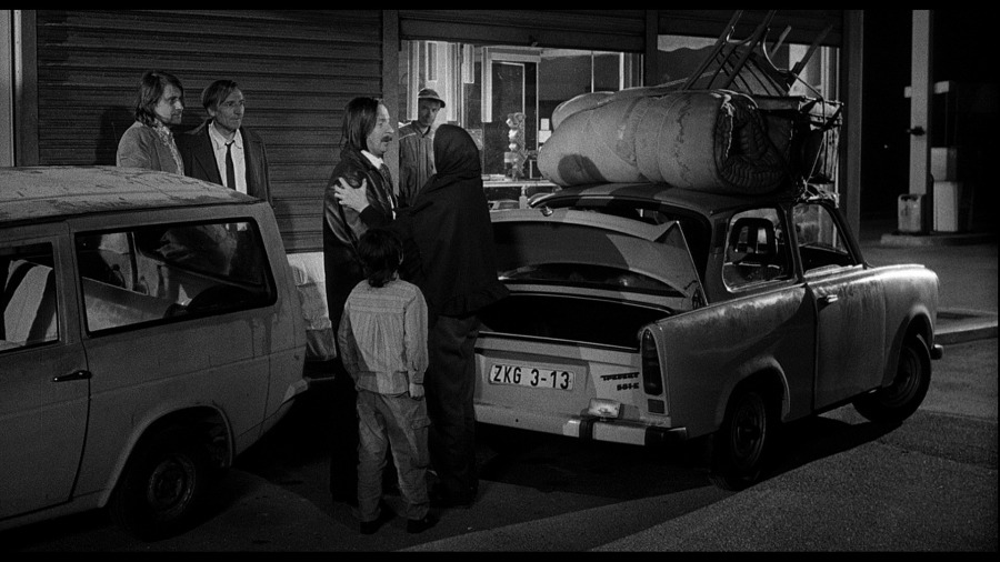 Screen capture from La vie de bohème