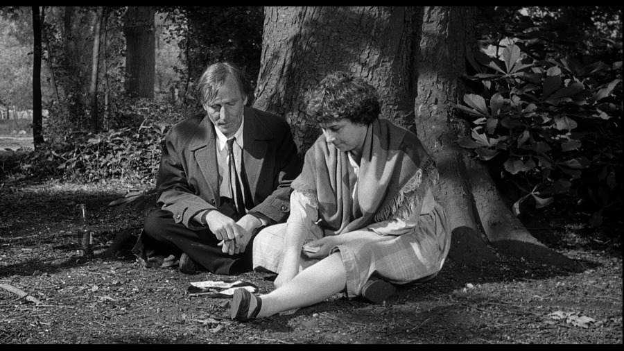 Screen capture from La vie de bohème